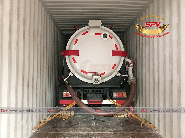 4,000 Litres Sewer Vacuum Truck ISUZU - Loading 03